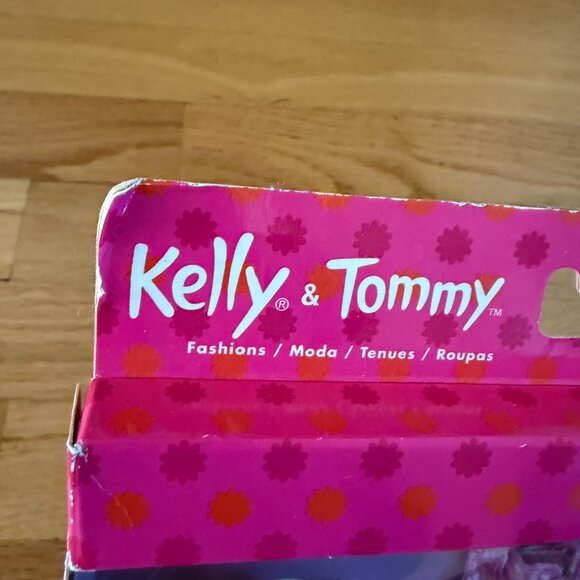 Kelly Dream Club Kelly and Tommy Fashion Gift Pack - New - Picture 8 of 10